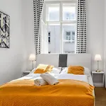 Affordable 2Br Apartment Next To Rennweg