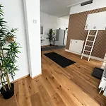 Robin Wood Apartment