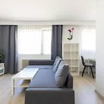 Charming Central Flat - Long-Term