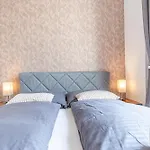 Sweet 2Br & 1Lr Apartment, Around Donaustadt