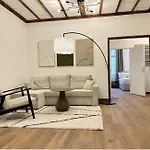 Eden Schoenbrunn Garden Apartment
