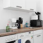 Amazing 1Br Apt, Next To Akh Building For Everyone