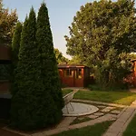 Gesamtes Haus Mit Garten - 100% Privatsphaere