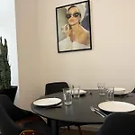 Central Renovated Apartment