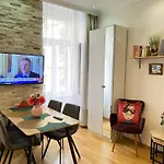 Inter Apartment Vienna-Naehe Schoenbrunn Palace