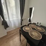 Rover Apartment