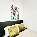 Affordable 4Br Shared Apartment, 10 Min To Fac Platz
