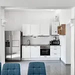Stylish I 5 Minutes To U1 Reumannplatz I 15 Min To City Center