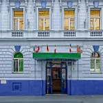 Westend City Hostel