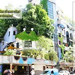 Royal Resort Apartments Hundertwasser Village