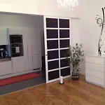 Design Apartment Schoenbrunn