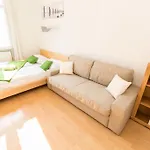 Apartment Favoritenstrasse