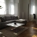 Design Apartment Schoenbrunn