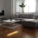 Design Apartment Schoenbrunn