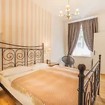 La Perla Vintage-Apartments