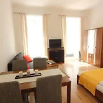 Checkvienna Apartment Olweingasse