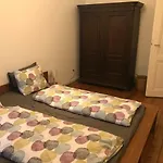 Wiener Lebensgefuehl Im Herzen Der Josefstadt