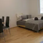 Niki Apartment