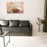Supreme Vienna Studio