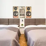 Design Apartments I Contactless Check-In