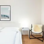 Beautiful City Apartment At Famous Ballgasse