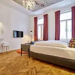 Leuhusen Collection Vienna
