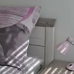 Central Family-Friendly Apt In Vienna