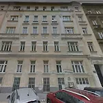 Radiant Premium Apartments - Messe