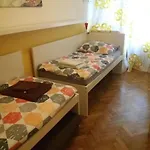Geraeumige Zentrumsnahe Altbauwohnung