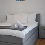 4 Beds And More Vienna Apartments - Contactless Check-In