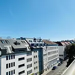 City Residence Rooms & Apartments