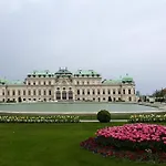 Belvedere Central Apartment