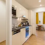 Vienna Grand Apartments City