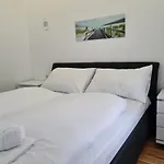 Flatprovider Lapi Gold Apartment - Contactless Check In