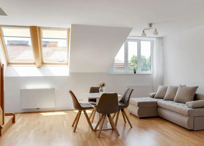Elegant Apartment In Vienna With Patio