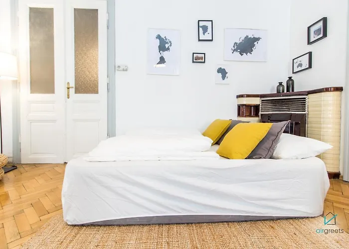 Spacious And Extraordinary Vienna Apartment
