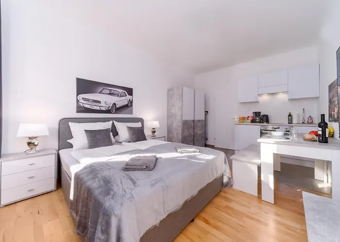 City Apartment With Netflix, Two Min To Hauptbahnhof, 12