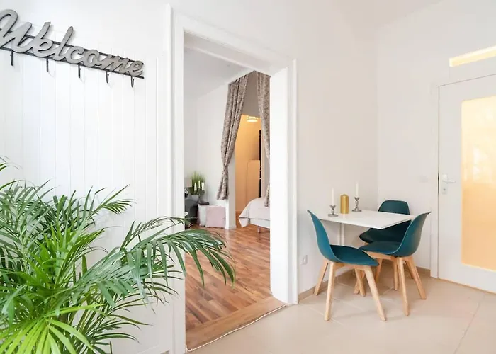 ⍟Luxurious And Bright⍟ 5 Min Walk To City Center