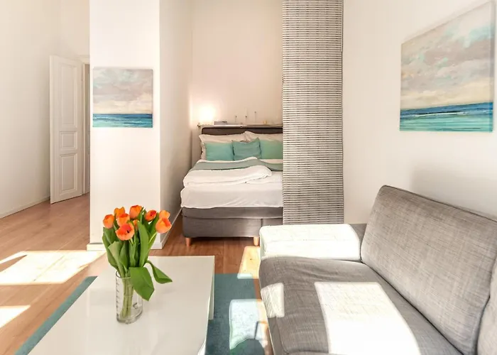 Luxurious And Bright, 5 Min To City Center