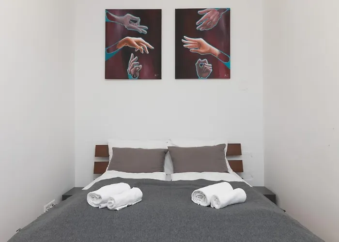 Spacious 2 Bedrooms Apartment In 4Th District Near Karlskirche