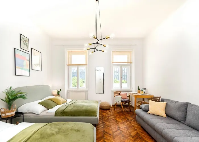 Designer Apartment, Central, Next To Danube