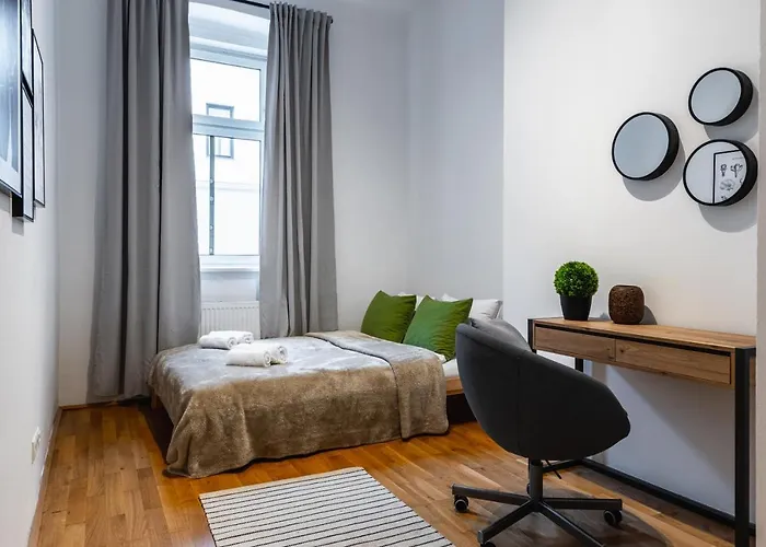 Stylish Designed Apartment In A Calm District