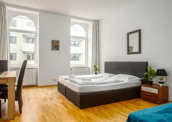 Excellent 2Br Apt. Central And Close To The Danube