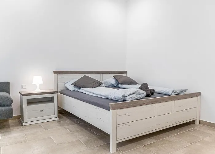 9 Min From City Center - Beautiful Studio Near U1 Reumannplatz
