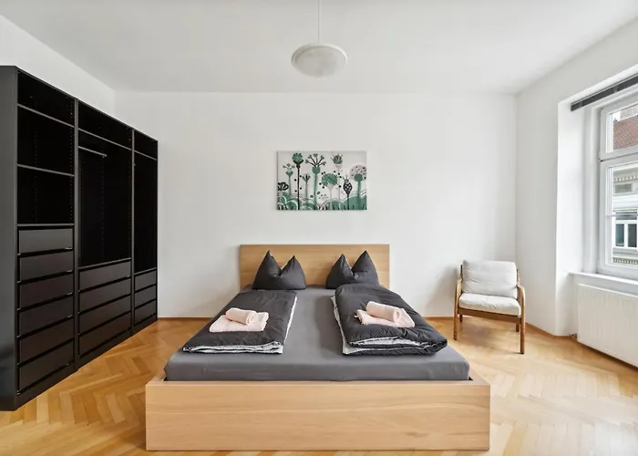 Design Apartments Near Mariahilferstrasse