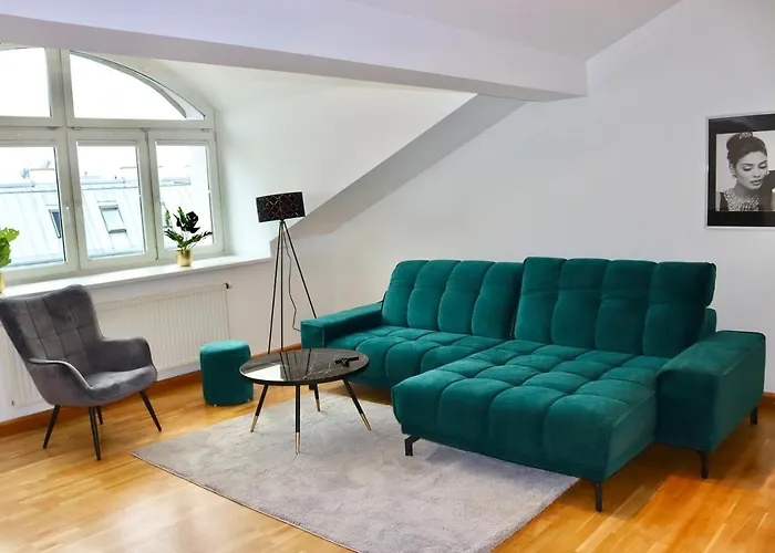 Stellar Penthouse Near Prater