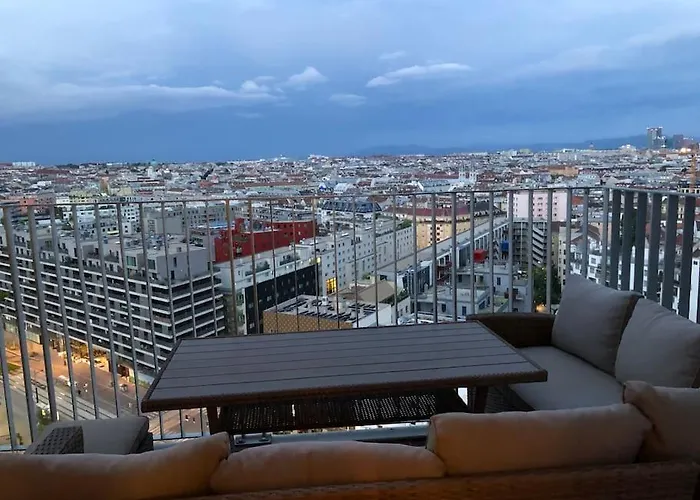 Stunning View Over Vienna In City Center