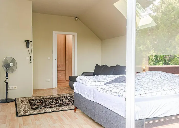 Cozy Room In Amazing House