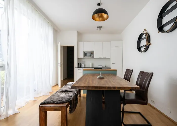 Sweet Home Vienna Townhouse