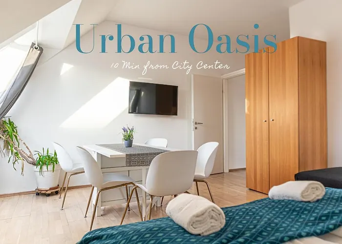 Lovely 2 Apartments - Suitable For Long Stays